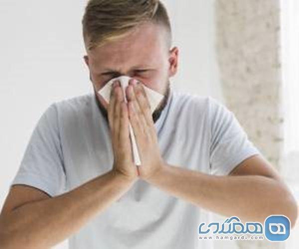 چرا وقتی عطسه می کنیم چشم ها بسته می شوند؟ چرا وقتی عطسه می کنیم چشم ها بسته می شوند؟