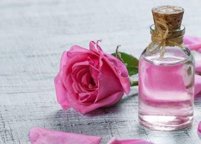 جلوگیری از چروک پوست با گلاب