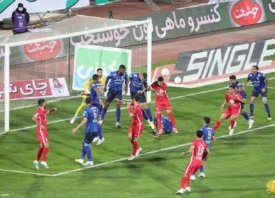 مشکل استقلال و پرسپولیس برای ثبت قرارداد