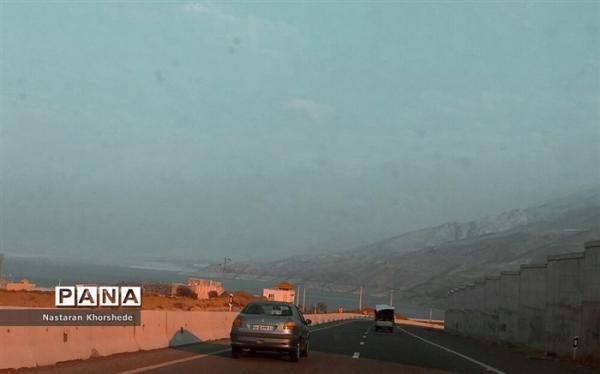 طوفان شن جاده بافق ، یزد را بست طوفان شن جاده بافق ، یزد را بست