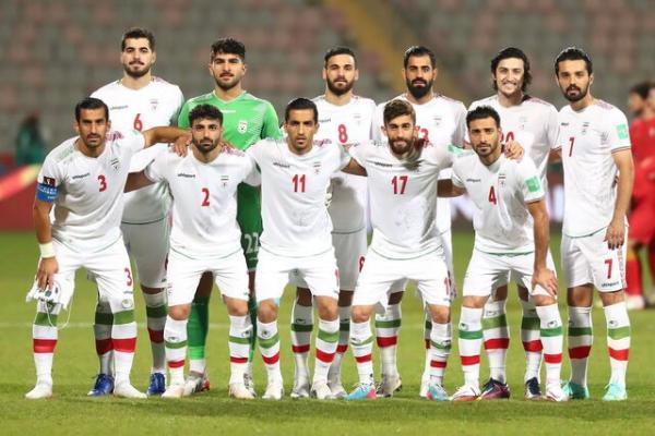 تمرین با نشاط تیم ملى با حضور سرپرست فدراسیون در ورزشگاه تمرین با نشاط تیم ملى با حضور سرپرست فدراسیون در ورزشگاه ثامن