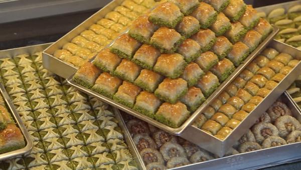 آداب غذا خوردن و غذاهای معروف استانبول آداب غذا خوردن و غذاهای معروف استانبول